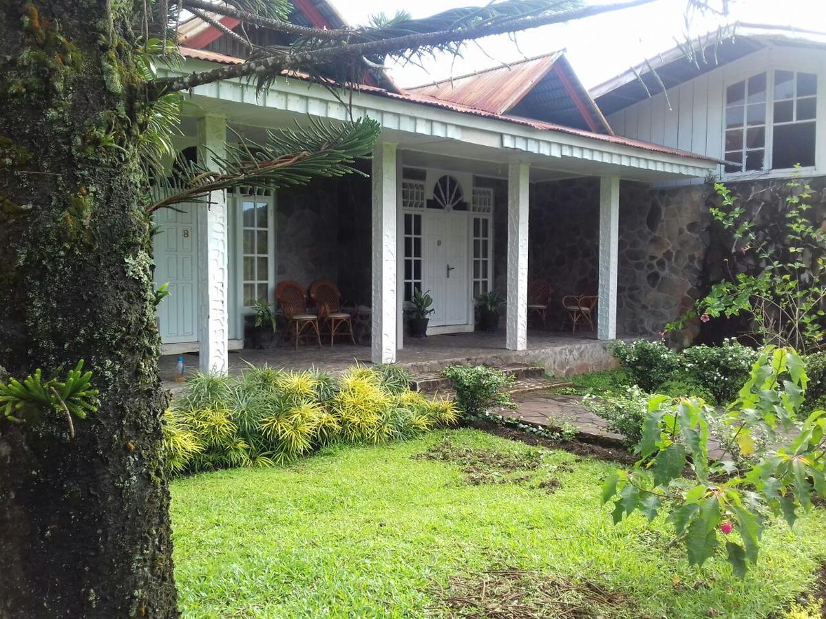 Alamanda Lokon Resort Tomohon Exterior photo